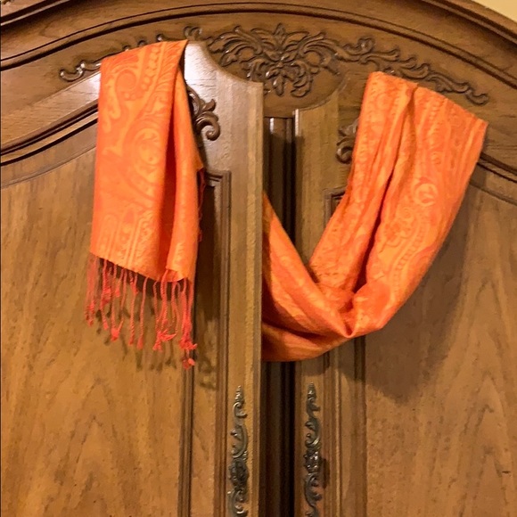 Scarf - Picture 2 of 2